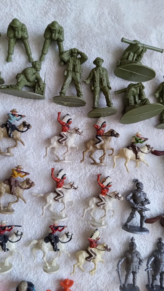 Job Lot Bundle Vintage Plastic Figures Including Lone Star Crescent