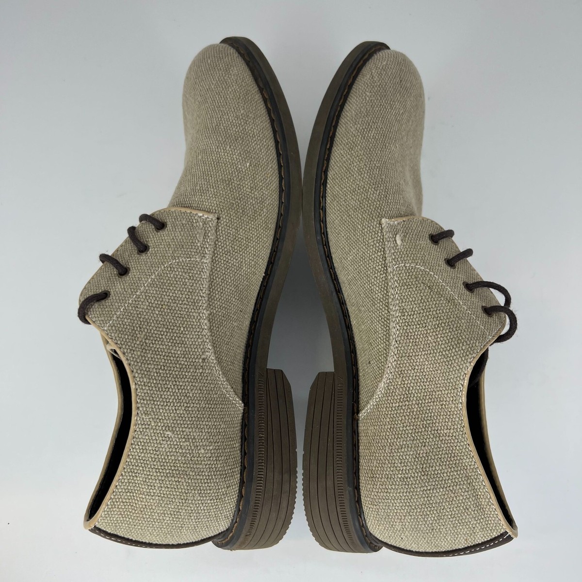Izod Mens 016-0484 Oxford Smokey Beige Memory Foam Oxford  display picture 2