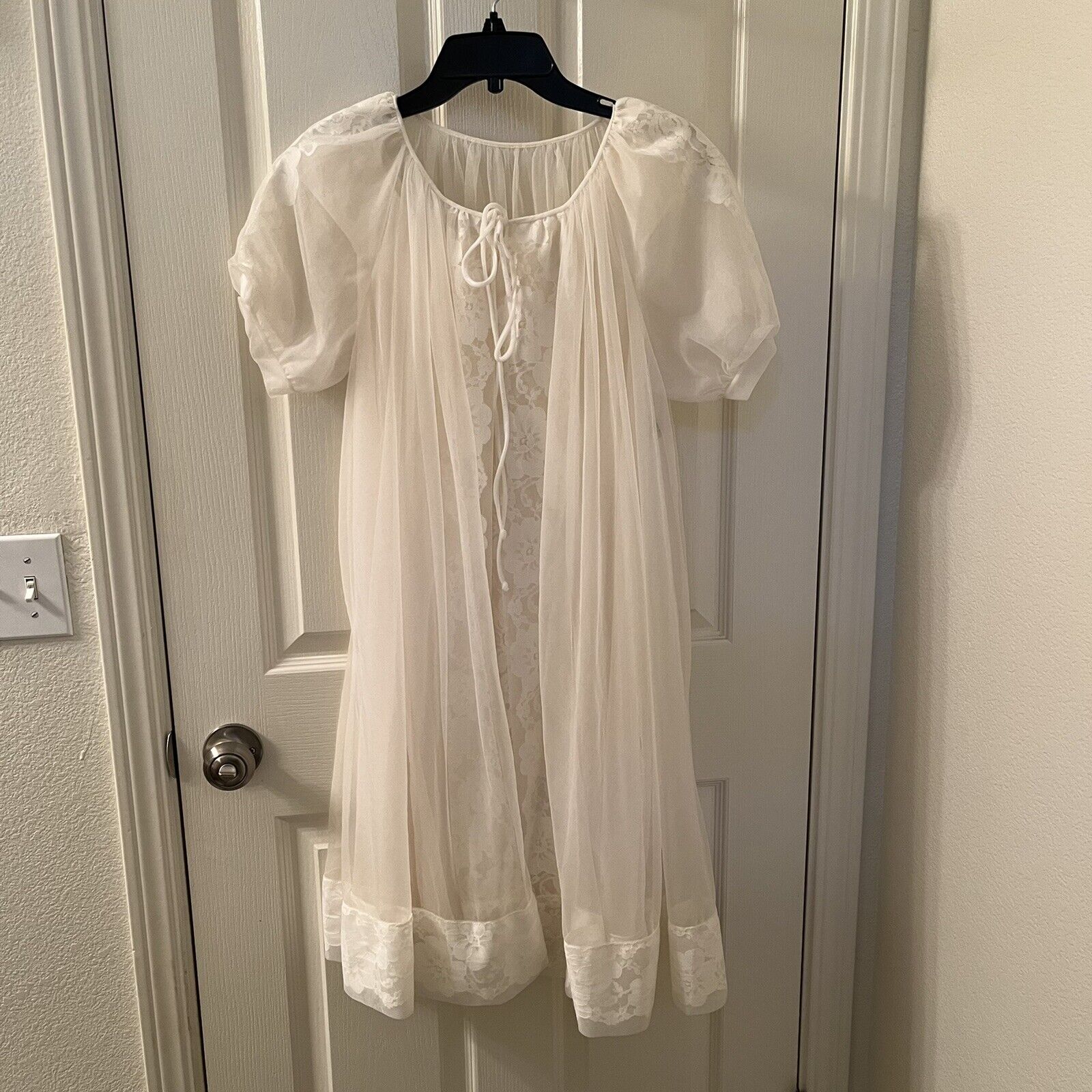 Vintage Miss Elaine Nightgown Robe Bridal Peignoi… - image 1