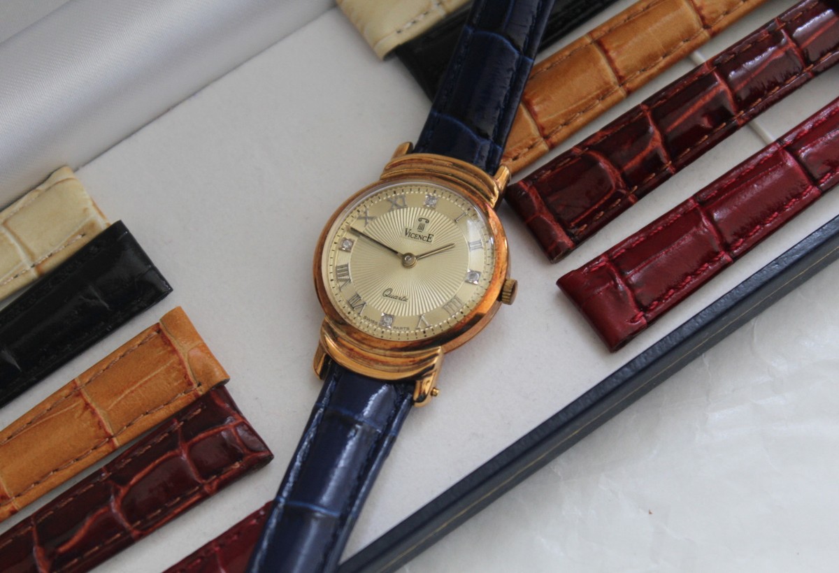 Vicence -14K Solid Gold Watch w/ Diamonds and  display picture 3