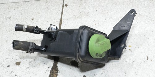 VW Passat 3BG Variant 2000 Servo Öl Behälter 3B0422371 #141506-C181