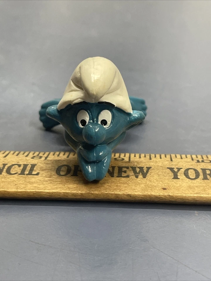 Pitufos 20025 Nadador Pitufo Natación Rojo Tubo Interior Encendedor Azul Figura PVC Foto 2 de 4