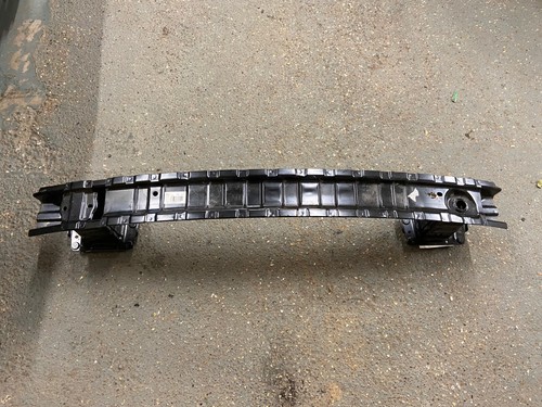 Genuine Mercedes Rear Bumper Cla W117 a1176100014 Reinforcement Bar - Afbeelding 1 van 2