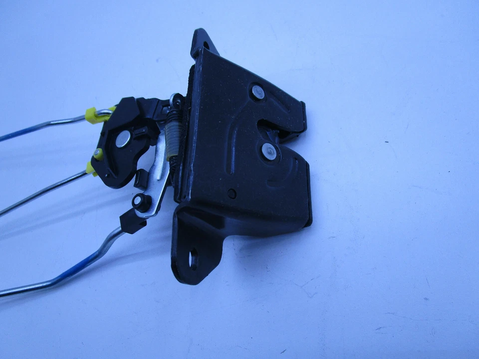 Tailgate Lock Latch HOLDEN CAPTIVA 2007/2010 TAIL GATE LOCK GENUINE NEW - image 4 of 4