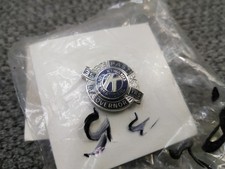 vtg (1) Kiwanis International Past LT. GOVERNOR 35 Years Service Award Lapel Pin