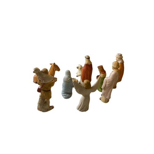 Vintage 10 Piece Ceramic Nativity Set Wise Men Sheep Jesus - Picture 9 of 11
