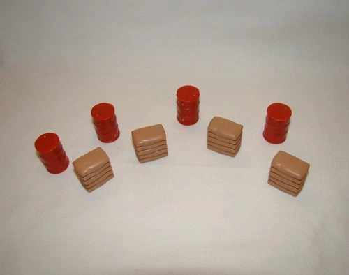 1984 HOT WHEELS ~ ACTION COMMAND STO & GO BASE PARTS ~ SAND BAGS BARRELS VINTAGE