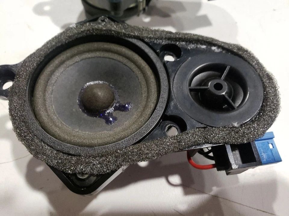 Front Door Harman HK Tweeter - 2001 BMW 330CI E46 M54 - OEM 8374698 - Image 2 of 4