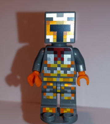USED - Minecraft Skin 1 - Pixelated, Yellow and Orange Armor - min034 - USED