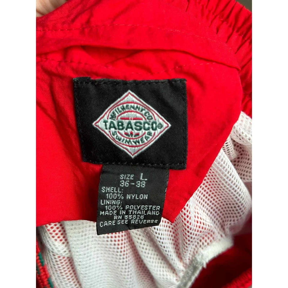 Шорты для плавания в сундуке Tabasco эластичные с сетчатой подкладкой плоские спереди красные размер L (36-38) - Изображение 2 из 3