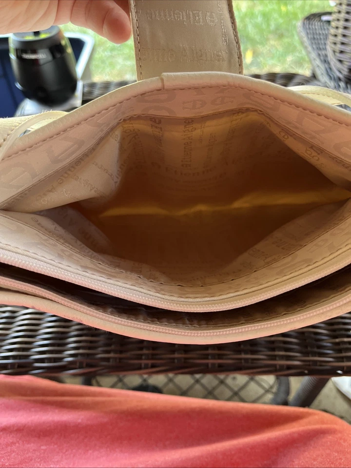 Bolsa feminina inspirada em designer off white com carteira combinando - Imagem 4 de 4