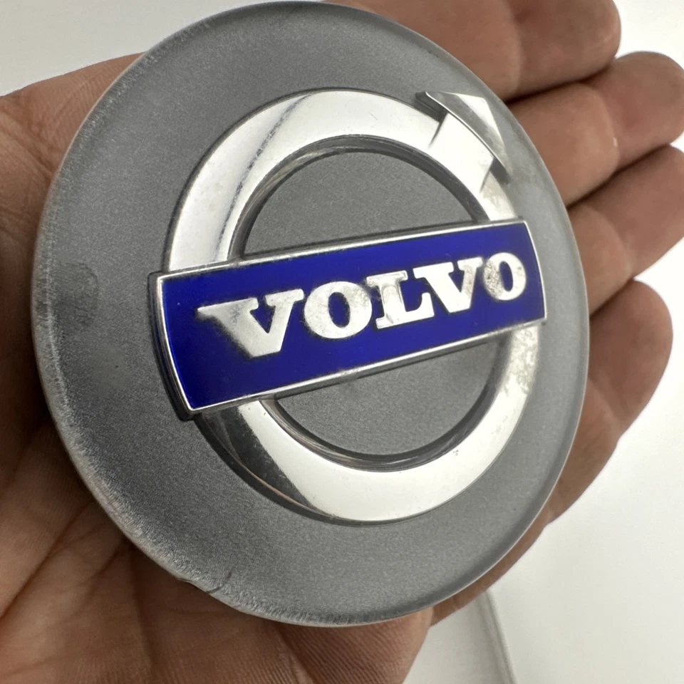 CUBIERTA BUJE TAPA CENTRAL VOLVO V50 V60 V70 XC60 XC70 XC90 p/n 30748052 30666913 Foto 4 de 4