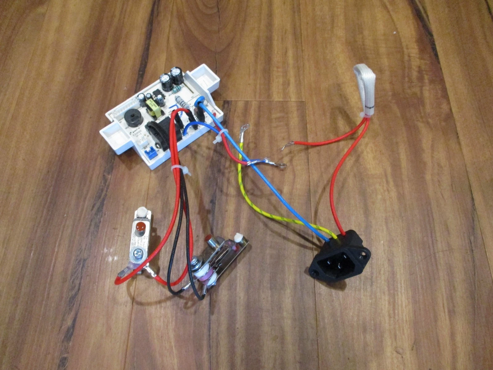 Instant Pot DUO Plus 60 V3 Replacement Circuit Board, Sensors, Plug Socket, Fuse