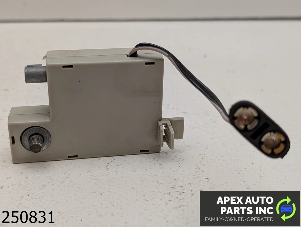 Amplificador de señal de antena receptor de radio OEM 2008-2012 Land Rover LR2 3,2 L Foto 4 de 4