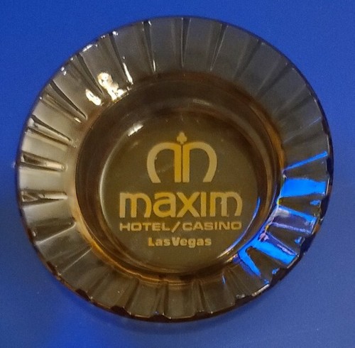 Lot of 2 Vintage Maxim & Castaways Casino Las Vegas Round Amber Glass Ashtray - Picture 2 of 3