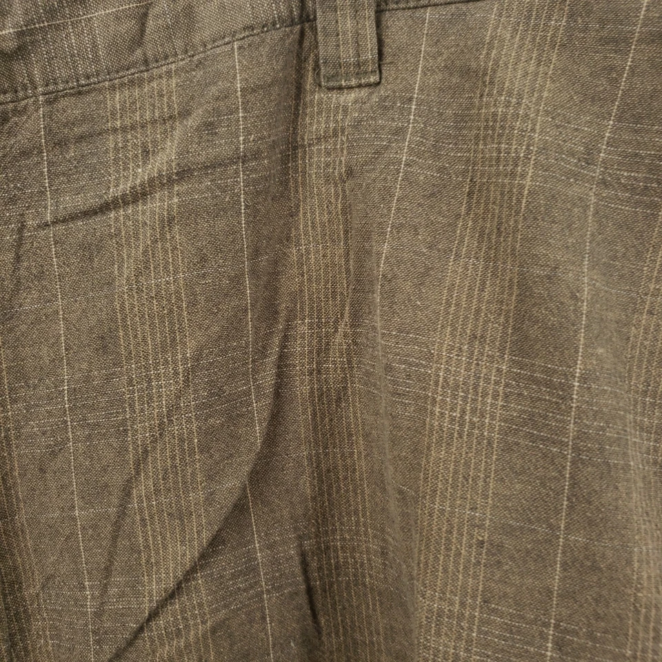 Izod Shorts Men's 40 Linen Blend Dark Green Brown Flat Front Casual - Image 3 of 4