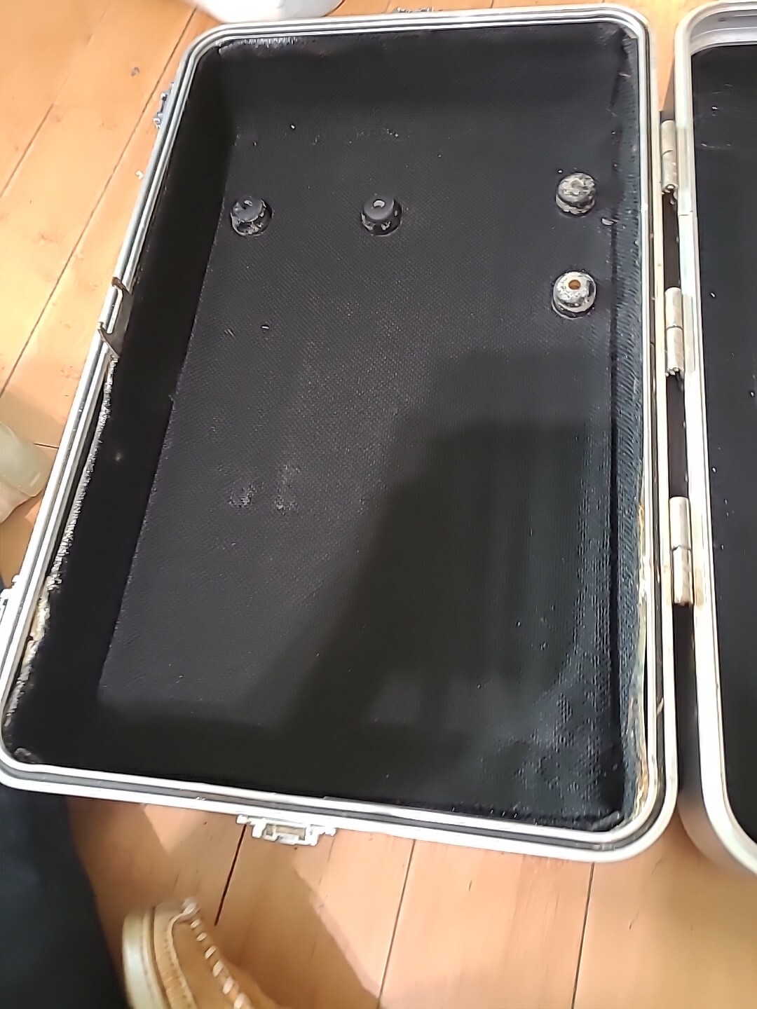 Zero Halliburton Briefcase Aluminum Case / Combination Lock 21 X 12 X 8 eBay