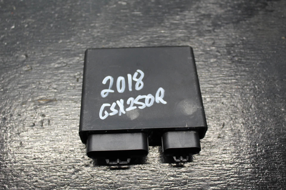 18-21 SUZUKI GSX250 GSX250R OEM ECU UNIDAD DE CONTROLADOR DE COMPUTADORA ECM CDI 2018 19 Foto 4 de 4