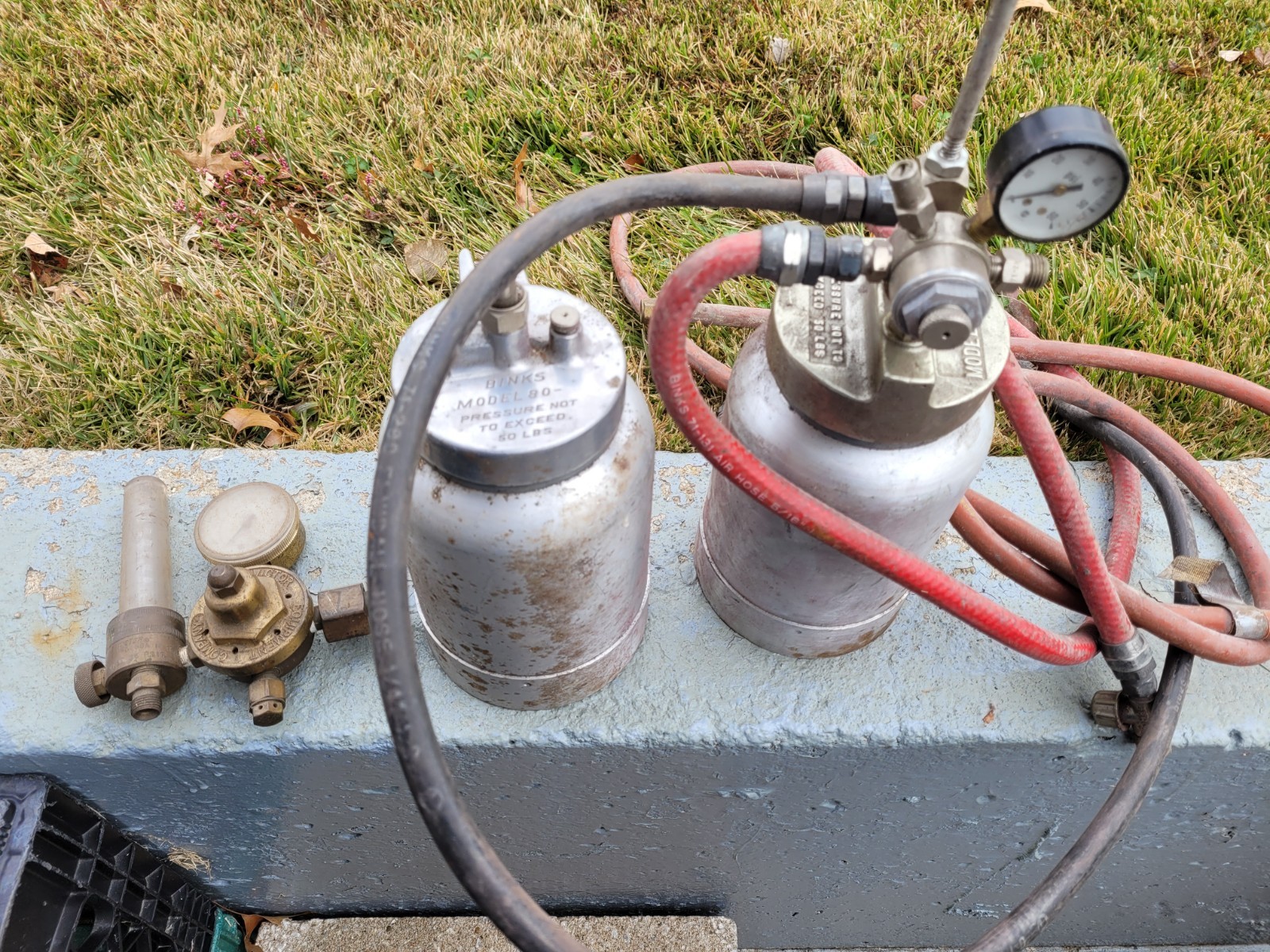 2 Binks Model 80 80-228  Paint Sprayer Pot Pressure Tanks w/ Pressure Gauge HOSE