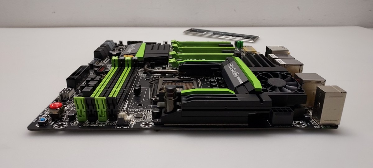 GIGABYTE G1 SNIPER 5 G1 KILLER Z87 INTEL DDR3 PC DESKTOP GAMING