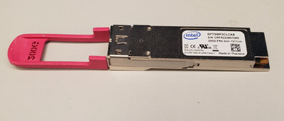 Lot of 8 Intel SPTSMP3CLCK8 200G Optical Transceiver   200GBASE-FR4  QSFP56