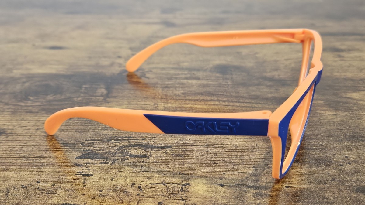 OAKLEY Frogskins Sunglasses Atomic Orange Oakley Frogskin 50/50 Collection Polished Blue/Orange Frame  main image 2