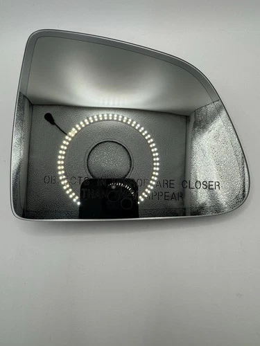 2020-2024 Tesla Modal Y OEM Glass Exterior Mirror Right Hand P/N 1495625-00-A