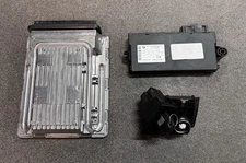 2010-2013 BMW X5M E70 S63 DME Engine Computer Module CAS Key Set OEM