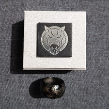 Schwarzer Titan Bandring mit Wolfskopf-Motiv,...