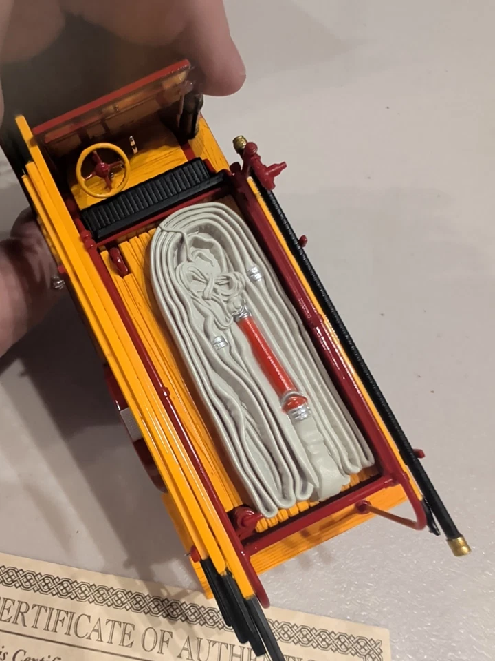 1928 REO Fire Truck Replica Signature Models Pleasant Plains VFD Model 1/32 - Image 4 of 4