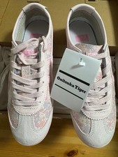 , With Box And Tag. Onitsuka Tiger MEXICO 66, Floral Pattern, Pink, Size