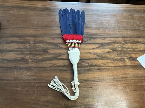 Macaw Fan