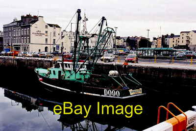 Foto 6x4 Douglas - North Quay - Boot Emerald Star und Kneipe Douglas - Nort c2003