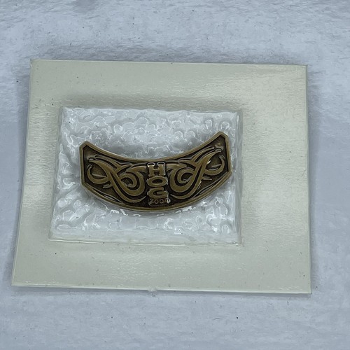 HOG Harley-Davidson Owners Group 2004 Membership Vest Giacca Cappello Bavero Spilla Nuovo - Foto 1 di 4