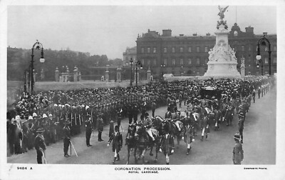 Postcard RPPC Coronation Procession Queen Elizabeth Royal Carriage Buckingham