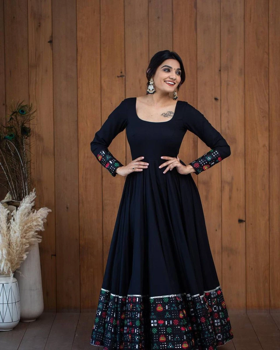Traditional gown cheap