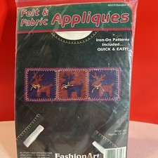 1995 Dimensions Christmas Fashn Art Felt Fabric Appliques 80319 ReindeerTrio 8