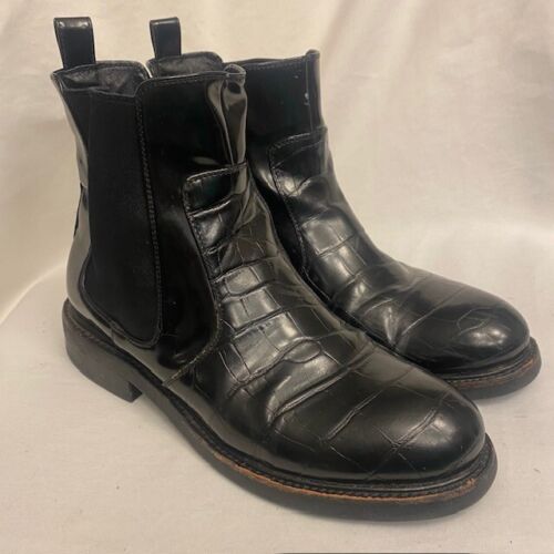 Jeffrey Campbell Black Croc Embossed Patent Leather Chelsea Ankle Boots Sz 9