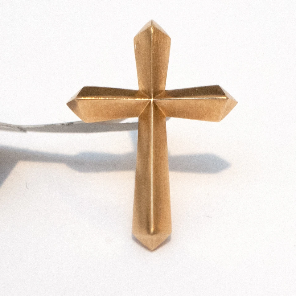 DAVID YURMAN New Men's 19mm Roman Cross Lapel Pin in 18K Yellow Gold - Image 2 of 4