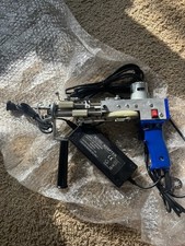 Interchangeable Cut Pile/Loop Pile Tufting Gun