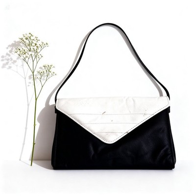 Vintage 70's white and black leather envelope clutch bag