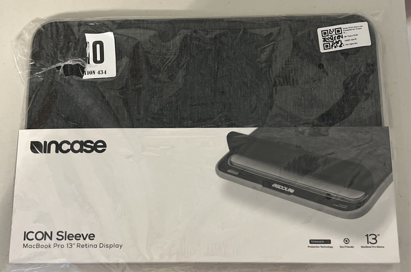 Incase ICON Sleeve for 13 inch MacBook  Air, Graphite, w/ Tensaerlite Tech