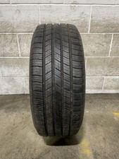 1x P23555r17 Michelin Defender Th 832 99 H Used Tire 2355517 1x P23555r17 Michelin Defender Th 832 99 H Used Tire 2355517