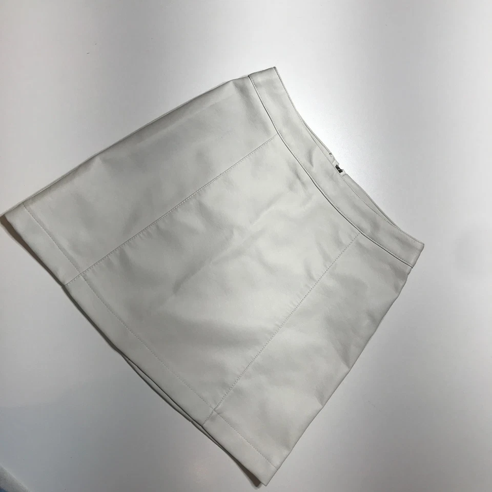 Forever 21 юбка женщин маленький искусственной кожи белый мини мотоциклиста стиль высоты - Изображение 2 из 4