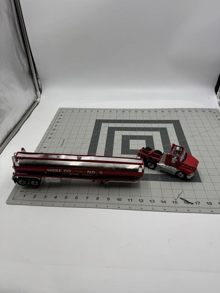 1/43 Diecast - Mack Fire Hose Co. No. 3 Tanker Trailer Truck Franklin Mint FAIR! - Image 3 of 4