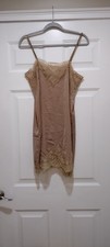 Storia Lace Slip Size Medium