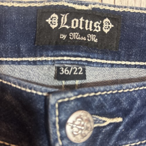 Neu mit Etikett Lotus by Miss Me dunkelblaue Bootcut-Jeans mit verzierten Taschen - Größe 36/22 - Bild 5 von 10