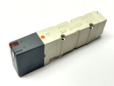 SMC VQC4100-51 Solenoid Valve 5-Port