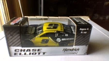 2019 Chase Elliott #9 NAPA Brakes Chevrolet Camaro ZL1 NASCAR 1/64 Lionel
