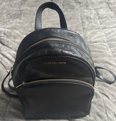 Michael Kors Abbey Black Pebbled Leather Medium Backpack with Gold Hardware Michael Kors Abbey Medium Pebbled Leather Backpack - Black  main image 3